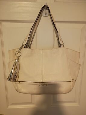 Coach Cream Butter Soft Pebble Leather ToteW Silver Tassel EUC Beautiful!